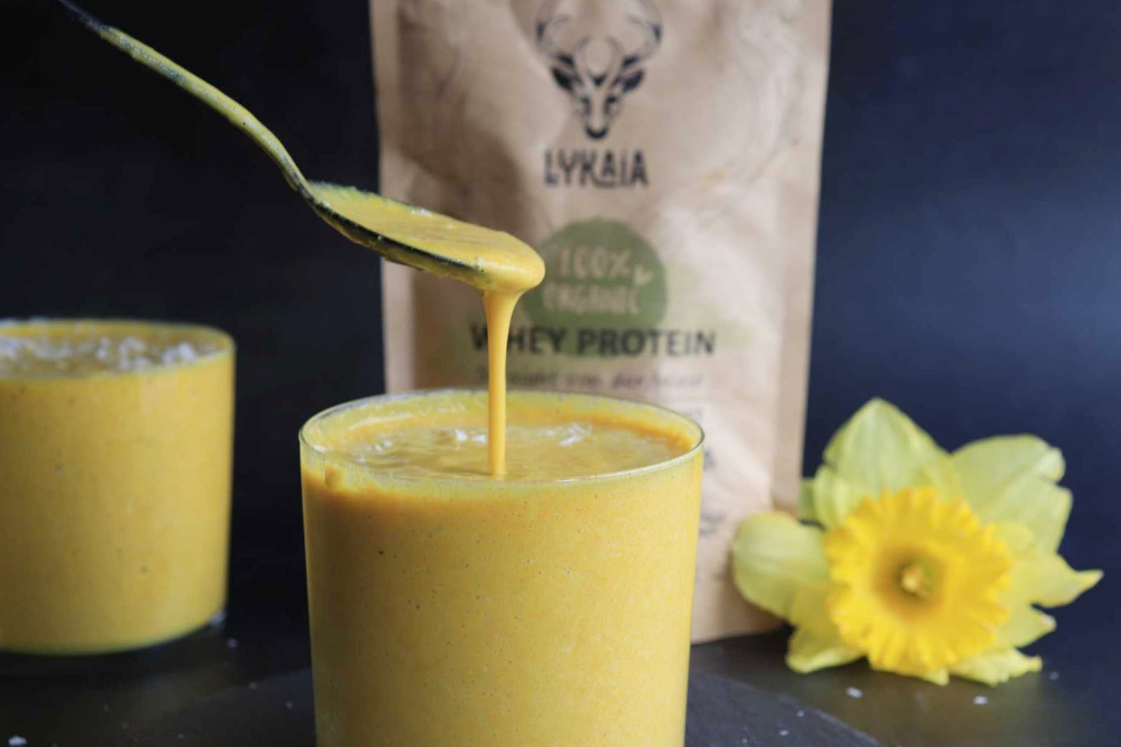 Mango Protein Shake mit Kurkuma