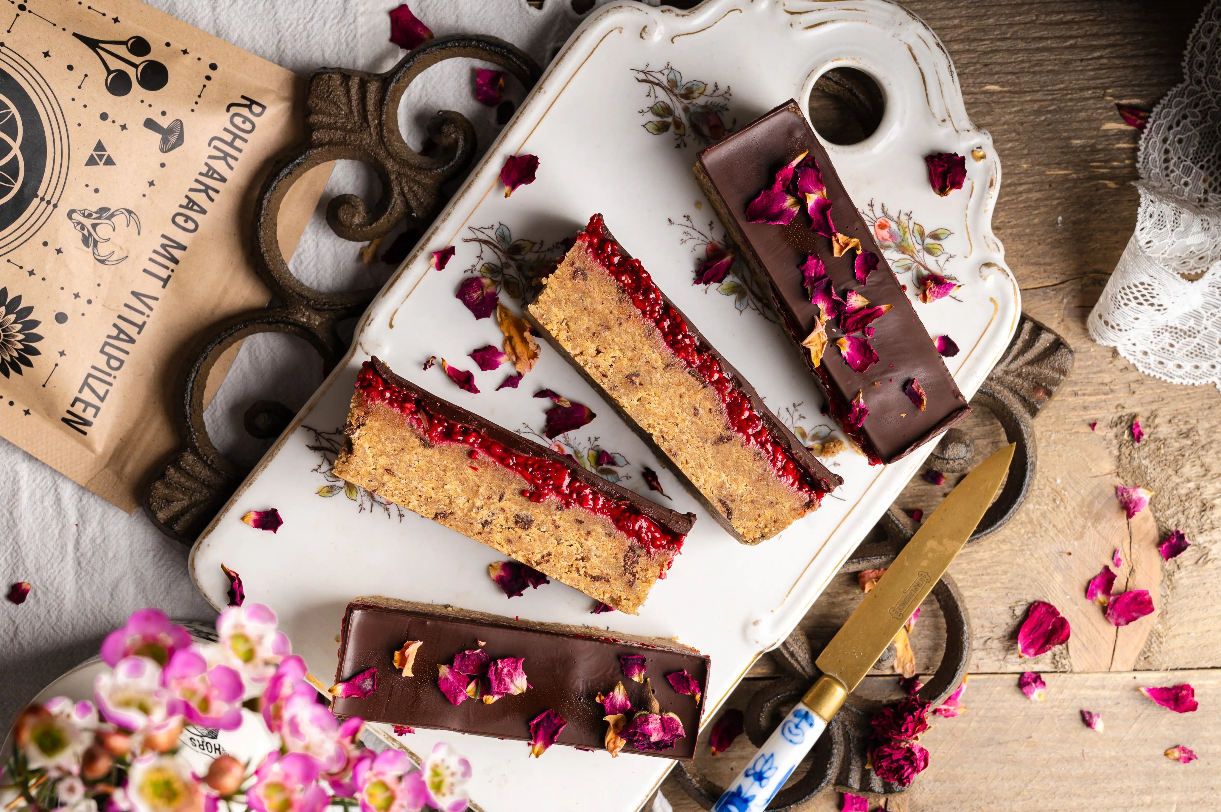 Himbeer Protein Brownies (ohne Backen)