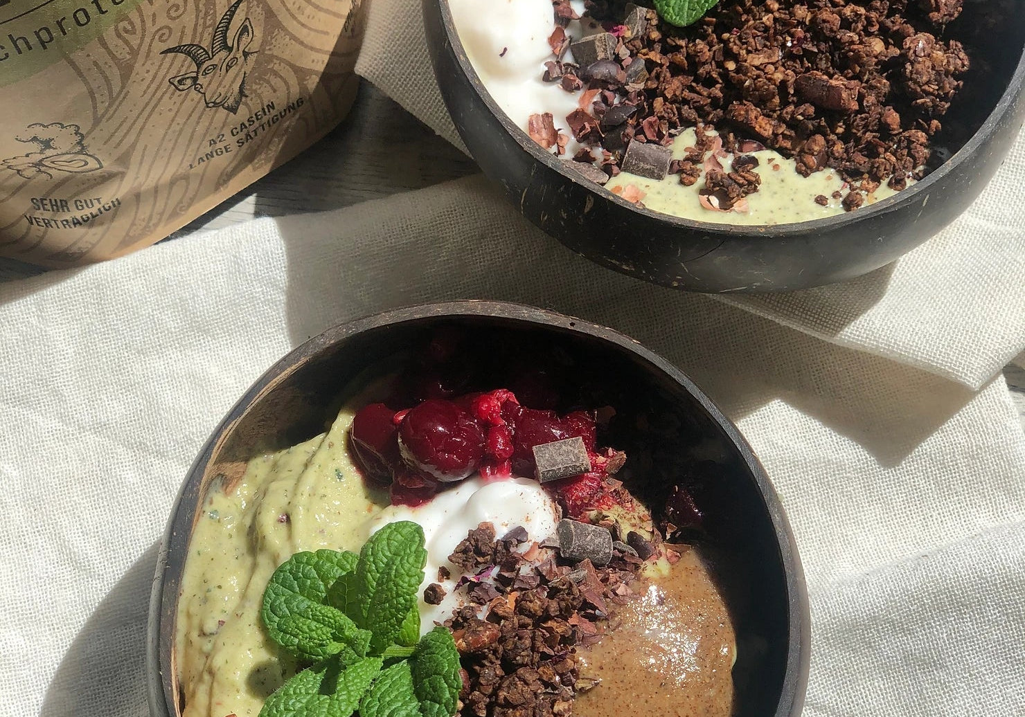 Matcha-Mint Smoothie Bowl